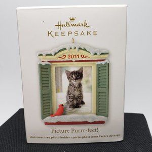 NIB Hallmark Keepsake Photo Holder Ornament: Picture Purrr-fect! 2011